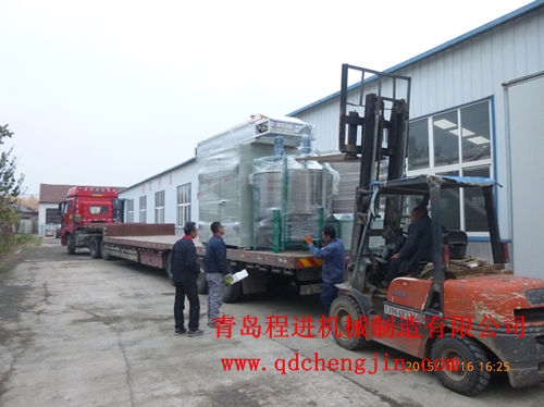 江蘇南通客戶預(yù)定的乳膠管機械已經(jīng)發(fā)貨