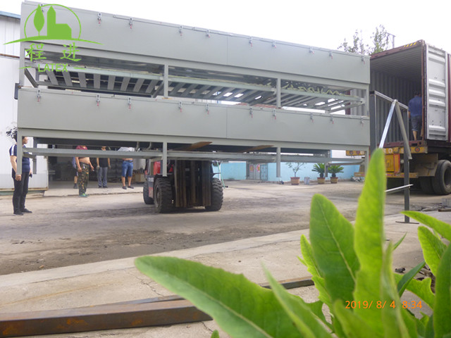 比較傳統(tǒng)的小型乳膠枕頭生產(chǎn)線