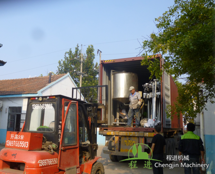 選擇程進乳膠機械讓你的企業(yè)贏在起跑線上