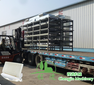 乳膠枕頭生產(chǎn)線設(shè)備一天可以生產(chǎn)多少個(gè)乳膠枕頭？